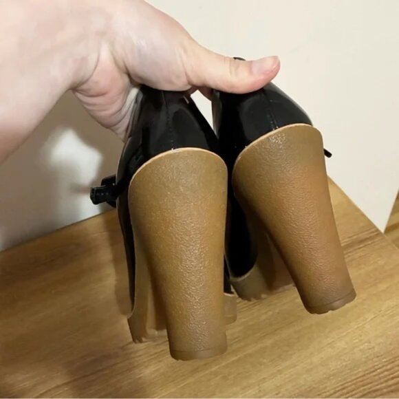 Marc Jacobs Patent Mary Jane Heels - Picture 6 of 13